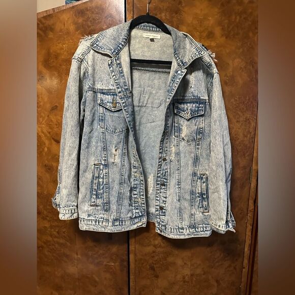 Fearless Distressed Denim Jacket - Picture 7 of 9